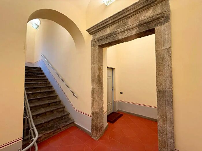 Appartamento con 5 locali in vendita in Via Farini, Orbetello