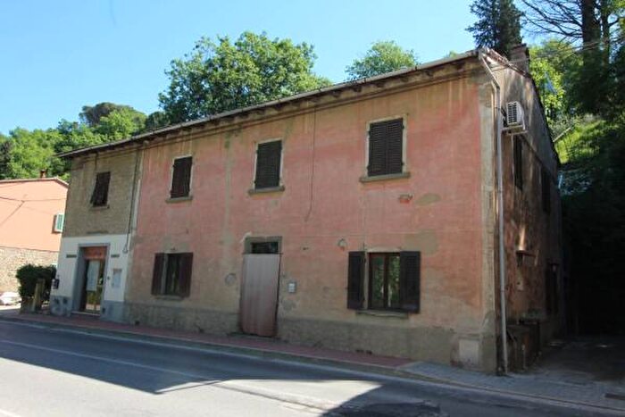 Appartamento con 5 locali in vendita in Strada Provinciale del Virginio, Montespertoli