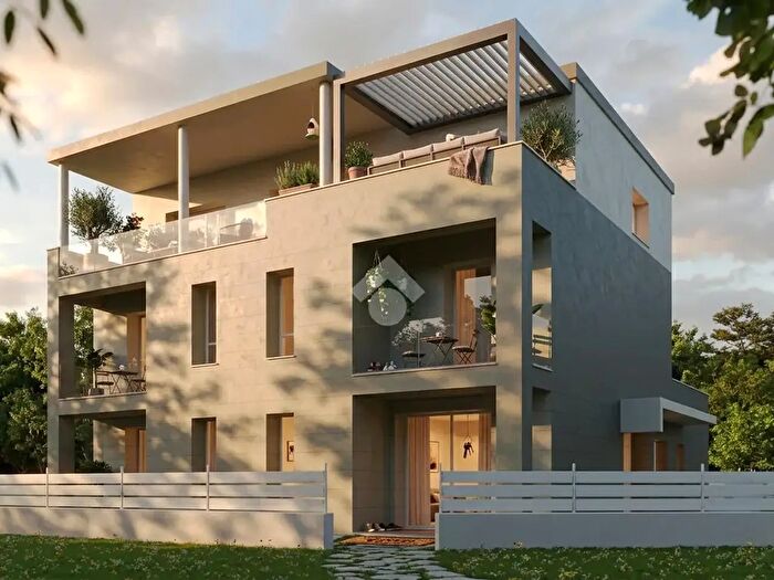 Appartamento con 5 locali in vendita in Via Val dEnza, SantIlario DEnza