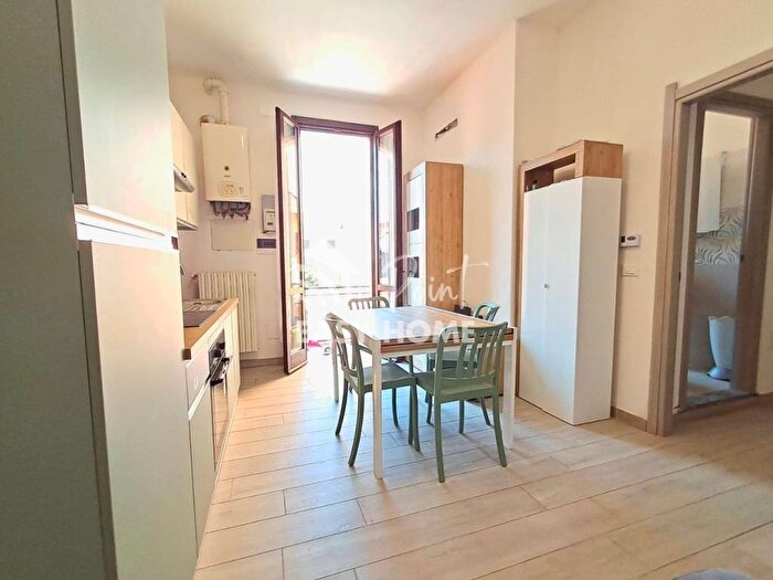 Appartamento bilocale in affitto in Via Giovanni Vidari, Semicentro, Vigevano