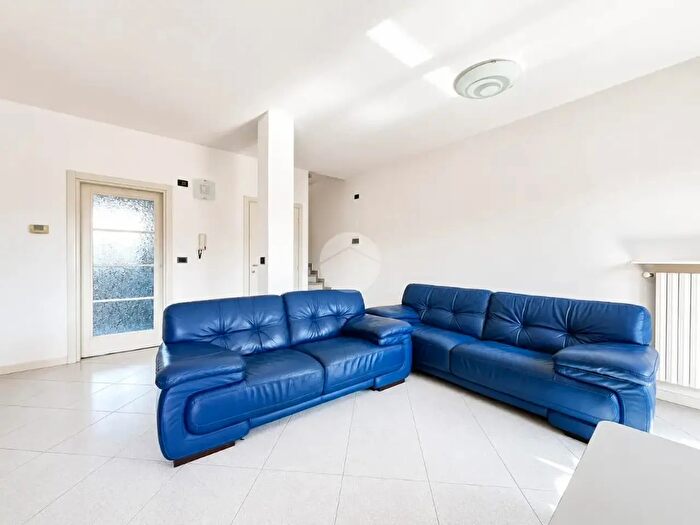Casa trilocale in vendita in Via Pietro Micca, Savignano Sul Rubicone