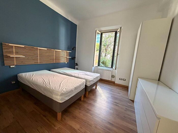 Appartamento monolocale in affitto in Via Marco Polo, Porta Nuova, Milano