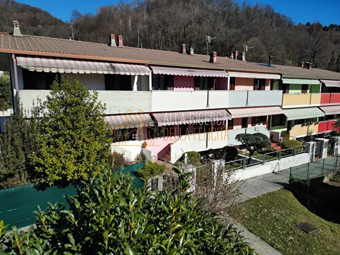 Casa con 5 locali in vendita in Via Resistenza, Torrebelvicino