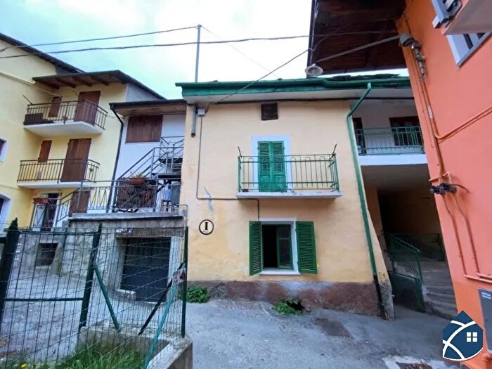 Casa trilocale in vendita in Fenestrelle