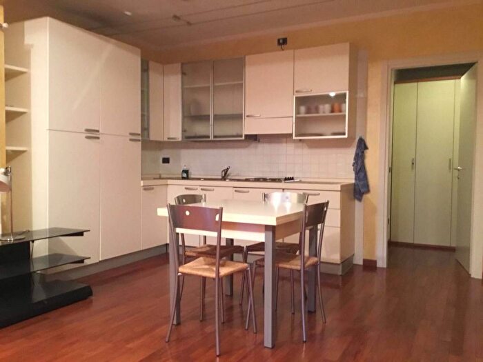 Appartamento monolocale in affitto in Via Bellinzona, Villa Aprica, Como