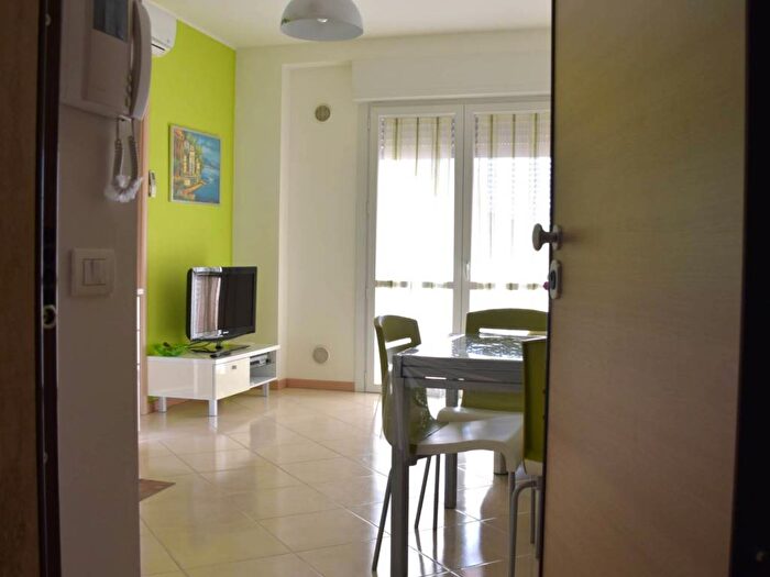 Appartamento trilocale in affitto in Via SS Sud, Vasto Marina, Vasto