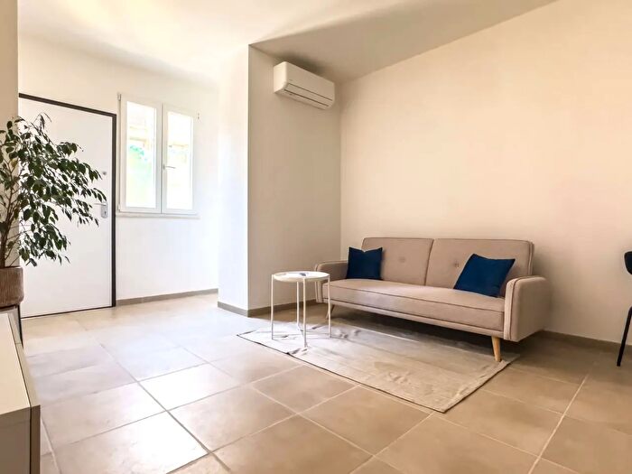 Appartamento monolocale in vendita in Via Cornalias, Cagliari