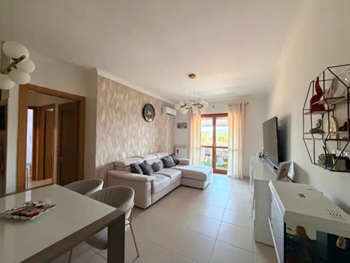 Appartamento trilocale in vendita in Via Piero Corti, Roma