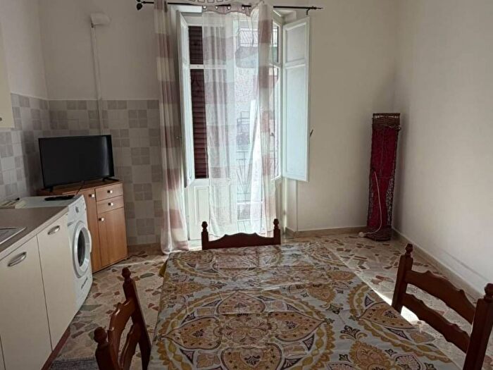 Appartamento bilocale in affitto in Via Pietro Gagliardo, Centro, Bagheria