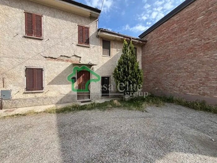 Casa con 5 locali in vendita in Via Giuseppe Verdi, Ospedaletto Lodigiano