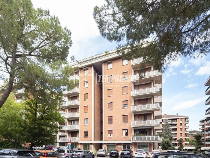 Appartamento trilocale in vendita in Via Enrico Toti, Perugia
