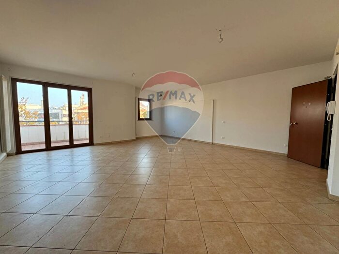 Appartamento con 5 locali in vendita in Contrada Santa Calcagna, Rocca San Giovanni