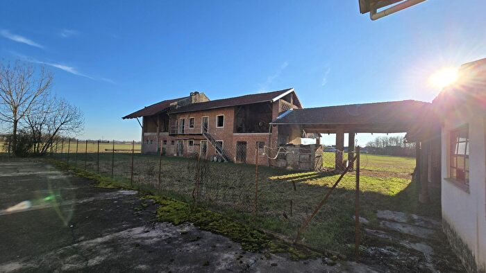 Case in Vendita e in Affitto - 3