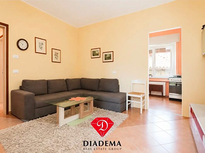 Appartamento trilocale in vendita in Via Matteotti, Vedano Olona