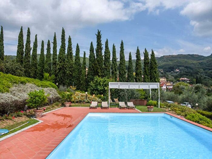 Appartamento quadrilocale in affitto in Via della Selva, Vaiano