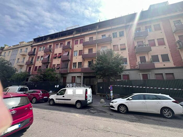 Appartamento bilocale in affitto in Via Ebro, Ripamonti Fondazione Prada, Milano