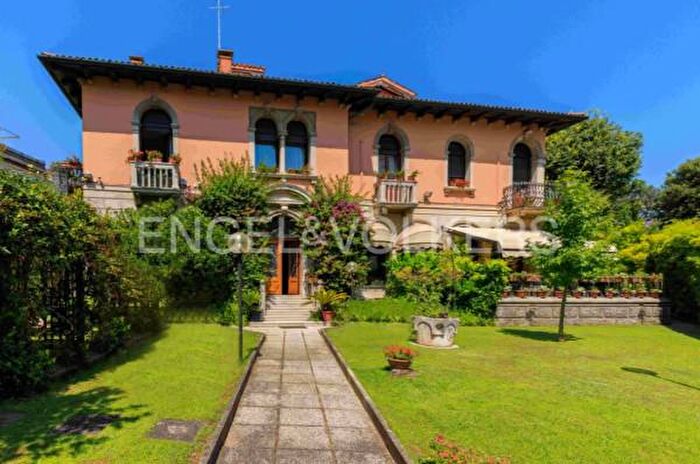 Casa con 6 locali in vendita in Via Negroponte, Venezia