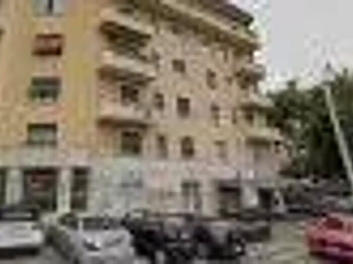 Appartamento bilocale in vendita in Piazzale degli Eroi, Roma