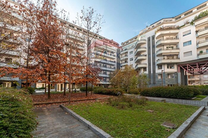 Appartamento trilocale in vendita in Via Pelandi, Bergamo