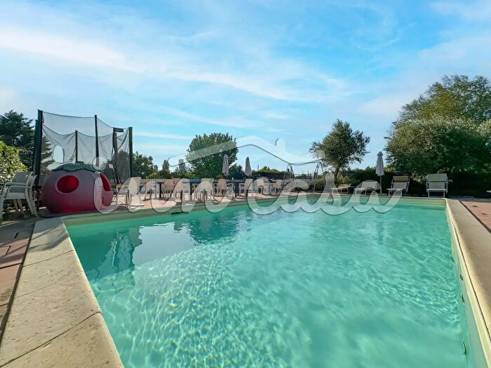 Casa con 11 locali in vendita in Rimini