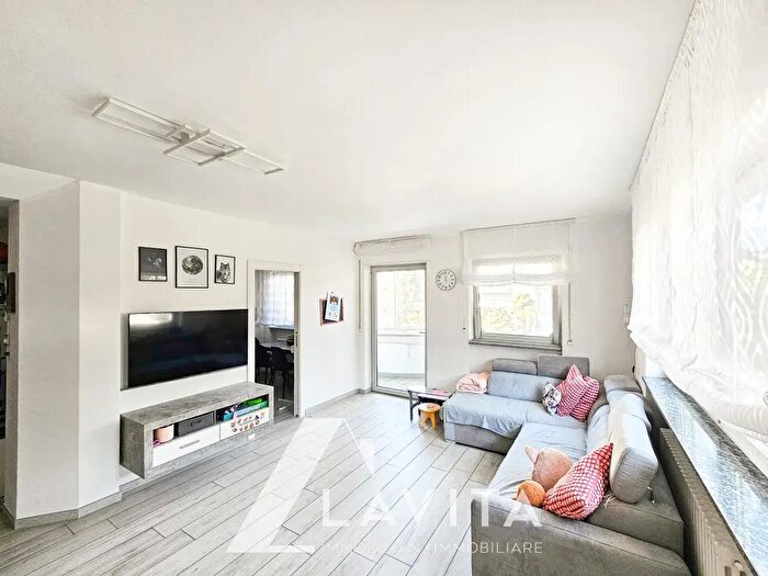Appartamento trilocale in vendita in Via Orazio Horazstraße, Bolzano