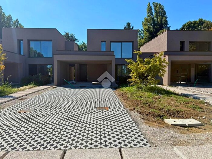 Casa quadrilocale in vendita in Via Marconi, Mogliano Veneto