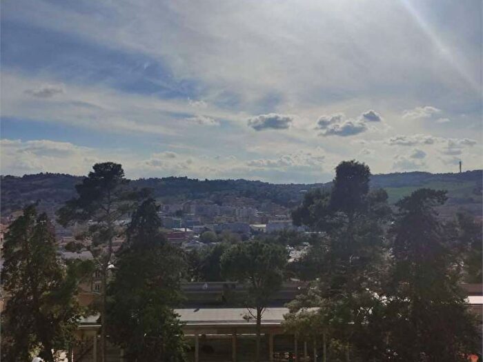 Appartamento quadrilocale in affitto in VIA DELLE GRAZIE A, Le Grazie, Ancona