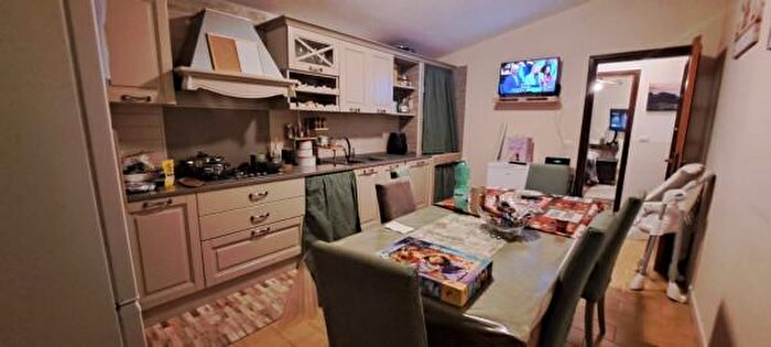 Casa bilocale in vendita in Via Casa Varone, Lettere