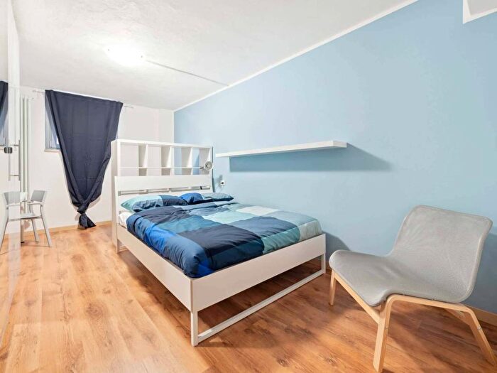 Appartamento con 6 locali in affitto in Via Ernesto Breda, Villa San Giovanni, Milano