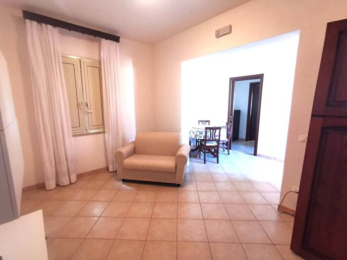 Casa quadrilocale in affitto in Via Stretta, Centro Urbano, Marsala