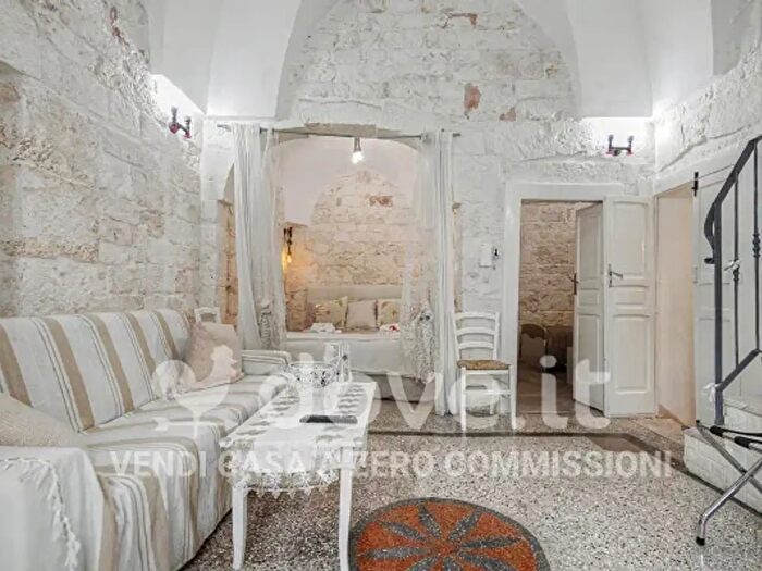 Casa trilocale in vendita in Via Pietro Galvani, Ostuni