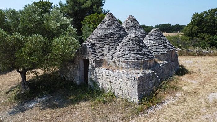 Casa bilocale in vendita in Strada Casette del Vento, Martina Franca