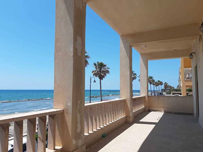 Appartamento quadrilocale in affitto in Riviera Mallozi, Centro Storico, Anzio