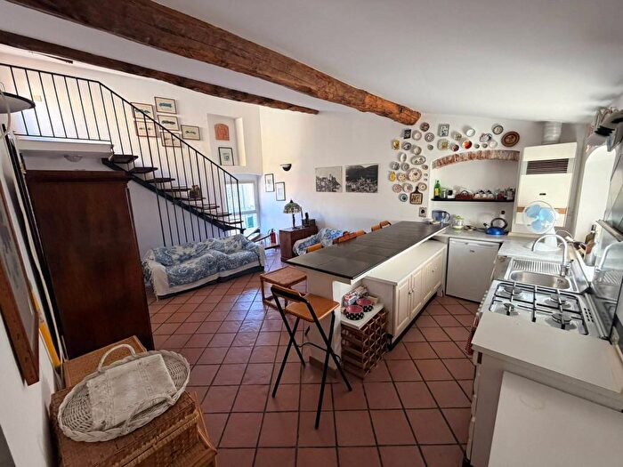Appartamento trilocale in affitto in Via Giacopello, Lerici Paese, Lerici
