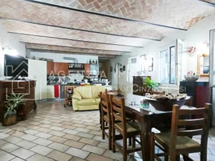 Casa con 6 locali in vendita in Ravenna
