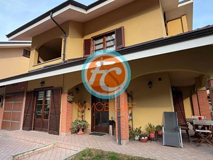 Appartamento con 5 locali in vendita in Via Torino, Vaie