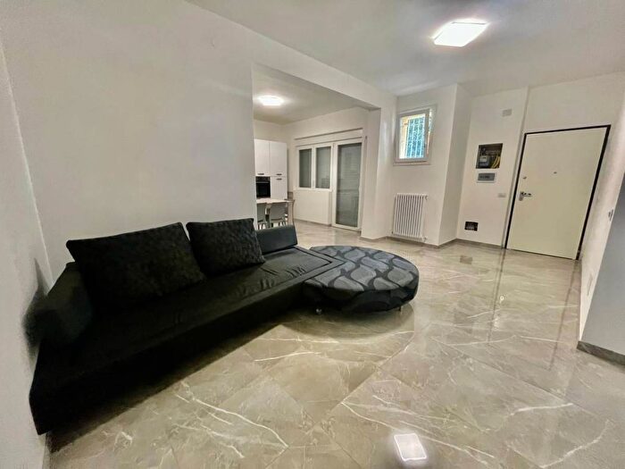 Appartamento trilocale in affitto in Carrozzone, Reggio Emilia