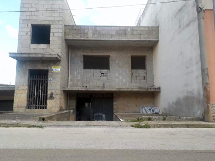 Appartamento in vendita in Via Cristoforo Colombo, Specchia