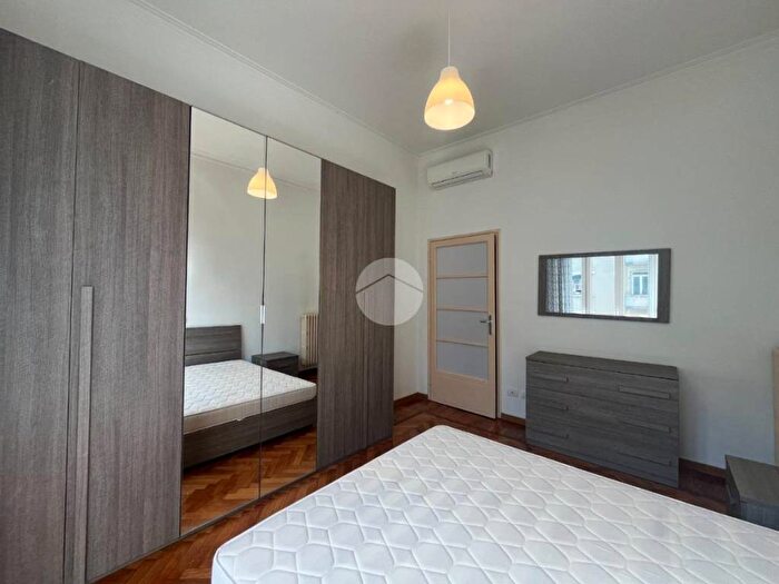 Appartamento bilocale in affitto in Piazza Giuseppe Grandi, Porta Vittoria, Milano