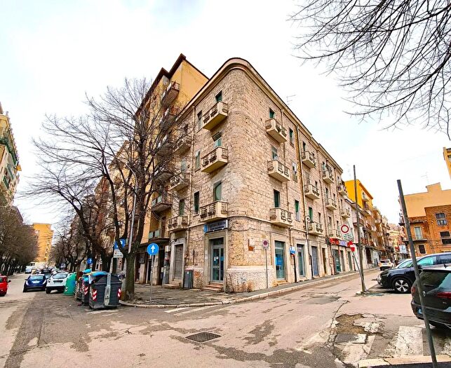 Appartamento trilocale in vendita in Via F Saverio Altamura, Foggia