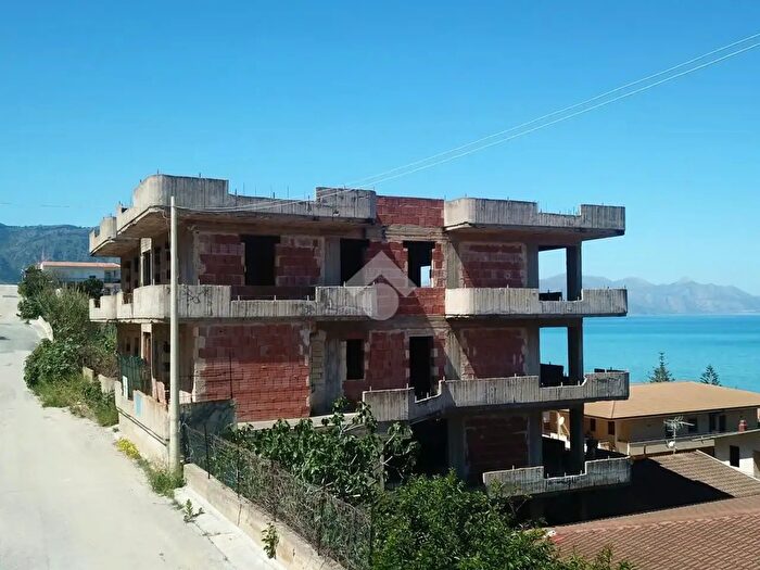 Casa con 7 locali in vendita in Via Cassiopea, Alcamo