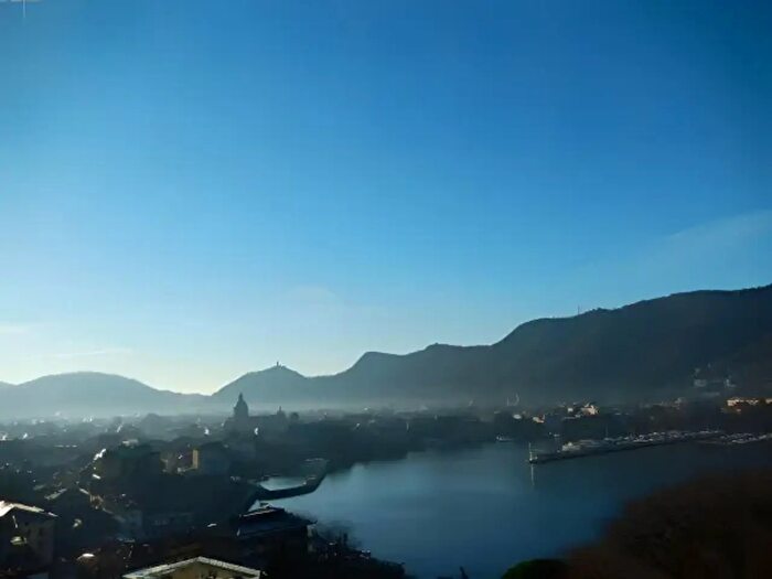 Appartamento bilocale in affitto in Via Torno, Como