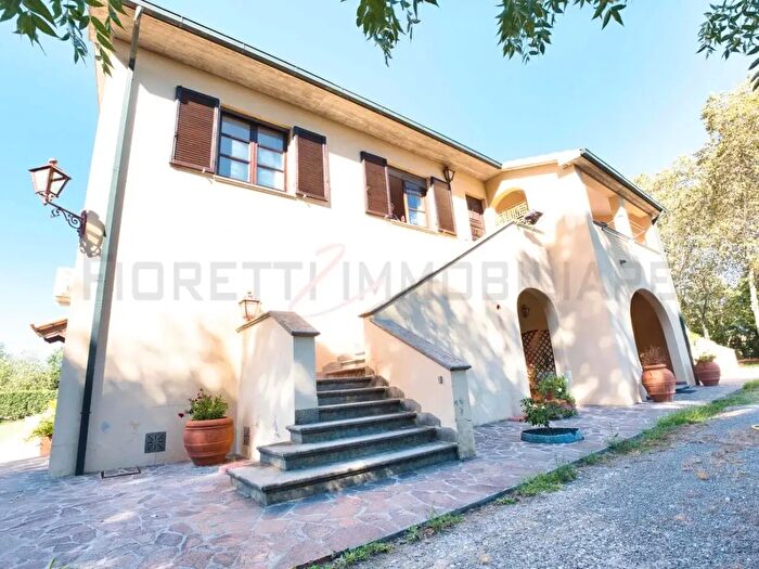 Appartamento quadrilocale in vendita in Campiglia Marittima