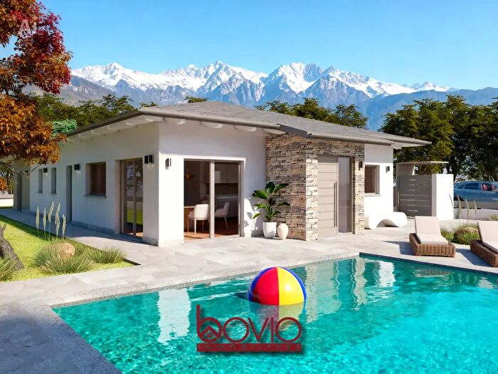 Casa con 5 locali in vendita in Via Piretto Snc, San Giusto Canavese