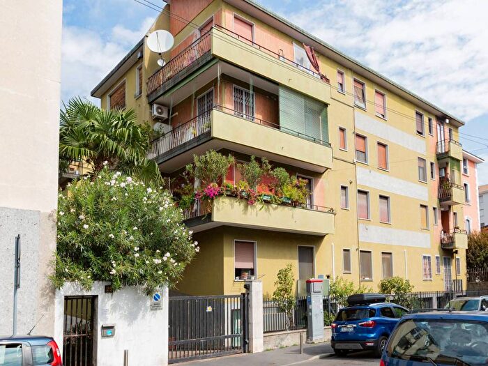 Appartamento quadrilocale in affitto in Via Giovanni Battista Prandina, Ponte Nuovo, Milano