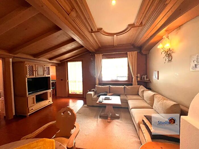 Appartamento con 6 locali in vendita in Santo Stefano Di Cadore