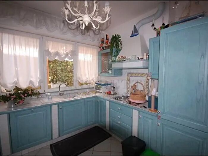 Appartamento bilocale in vendita in Via Giacomo Leopardi, Pietrasanta