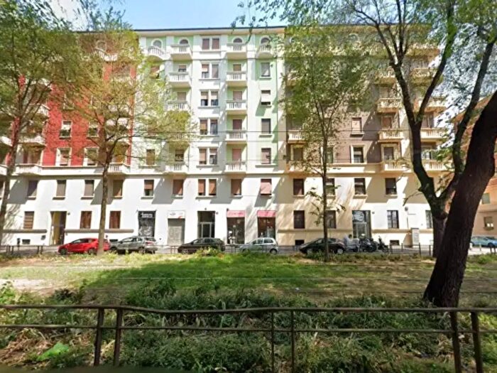 Appartamento bilocale in affitto in Via Mac Mahon, Milano