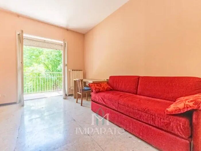 Appartamento trilocale in vendita in Via Arezzo, Milano