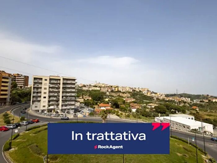 Appartamento trilocale in vendita in Viale Vincenzo De Filippis, Catanzaro